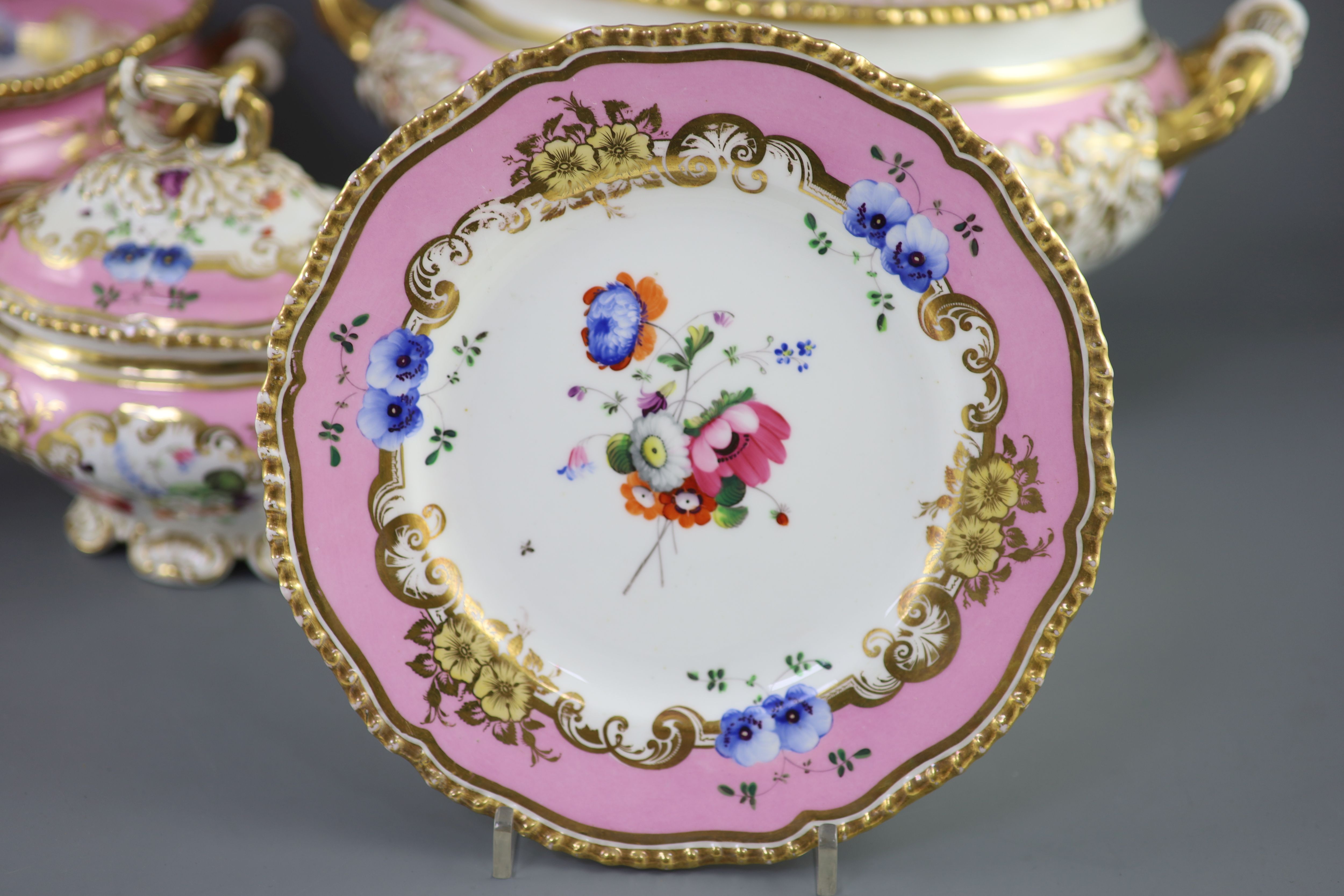 An extensive one hundred and thirteen piece English porcelain dinner and dessert service, c.1825-30,